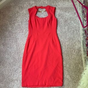 Red bcbg dress gold neckline necklace 2